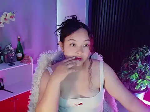 UrFavouriteCravings online show from March 2, 2:14 am