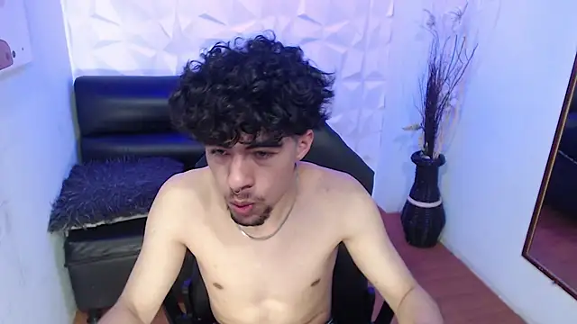 Liil boy online show from October 7, 3:36 am