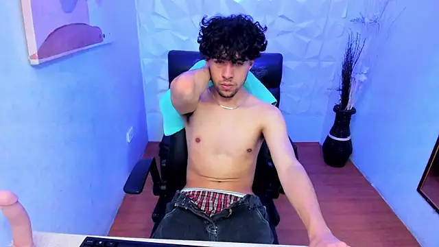 Liil boy online show from November 15, 3:37 am