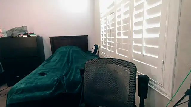 youngasianboy2007 online show from October 9, 10:52 pm