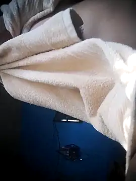 Sunday25sx online show from November 11, 7:14 pm