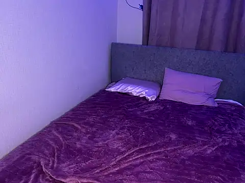 Snapshot of Amy_hemii chatting on October 3, 1:24 am Amy hemii online show from October 3, 1:24 am