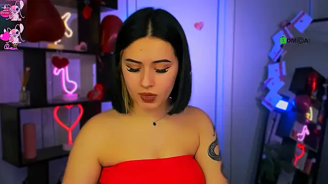 Snapshot of vivy_star1 chatting on February 14, 7:32 pm vivy star1 online show from February 14, 7:32 pm