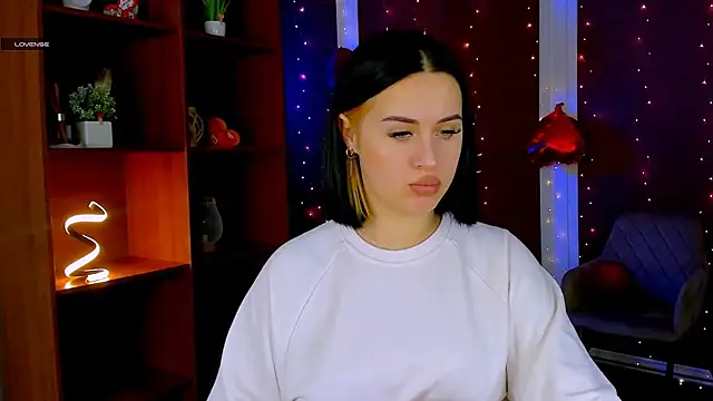 Snapshot of vivy_star1 chatting on February 22, 7:34 pm vivy star1 online show from February 22, 7:34 pm