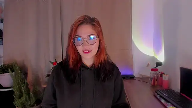 AmaruBloom online show from November 23, 5:40 am