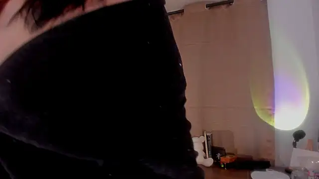 AmaruBloom online show from December 3, 4:31 am