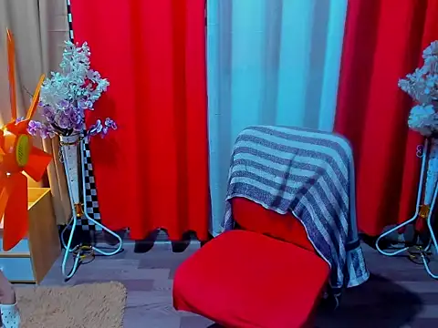 xAsianTOPModelx online show from April 26, 8:06 pm