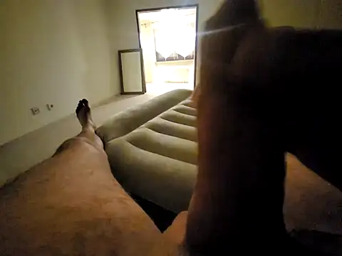 rezzzze online show from October 12, 11:04 pm