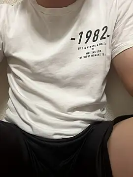 kumatan3434 online show from October 1, 12:00 pm