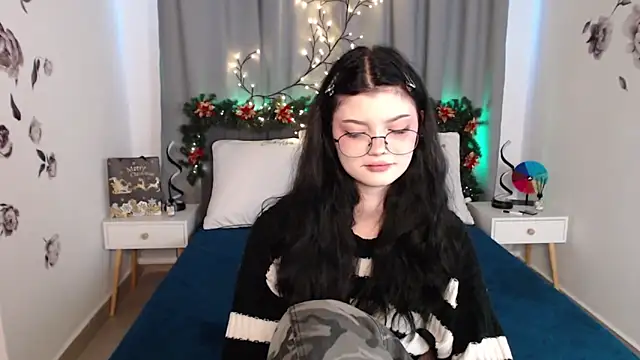 MileyRood online show from December 17, 11:22 pm