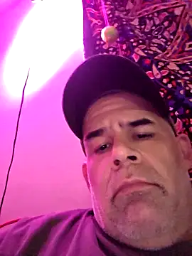 DeeBestEver online show from November 12, 1:11 pm