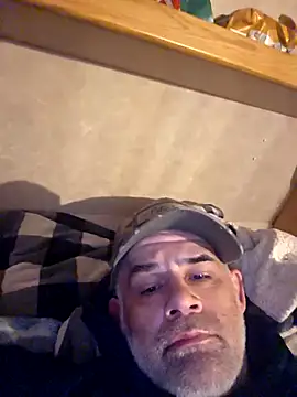 DeeBestEver online show from March 6, 2:02 pm