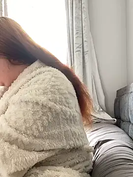 MadelineLeah online show from June 14, 1:35 pm