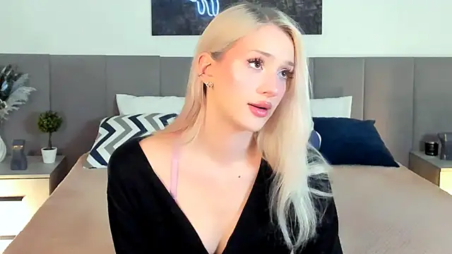 SugarWhisper online show from November 5, 4:51 pm