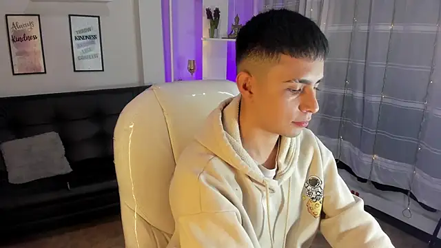 Nyko ds online show from November 1, 4:03 am