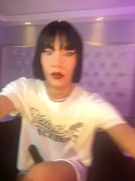 Snapshot of Daphnne_XXX chatting on November 24, 7:35 pm Daphnne XXX online show from November 24, 7:35 pm