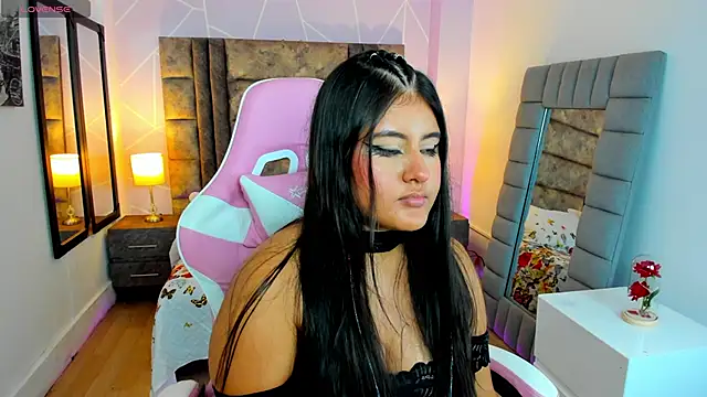 AnnaSwift  online show from November 25, 1:38 am