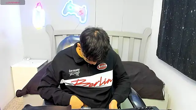 StiwenTwink online show from November 15, 2:02 pm