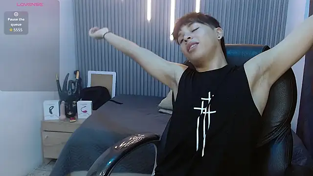 StiwenTwink online show from July 24, 1:42 pm