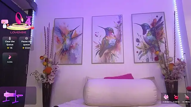 Snapshot of Moon_celeste chatting on February 13, 7:10 pm Moon celeste online show from February 13, 7:10 pm