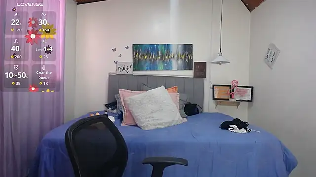 Antonella  b online show from November 14, 1:32 pm