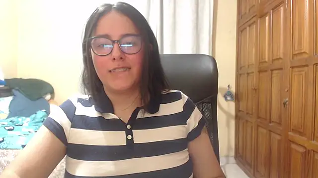 Venus cat  online show from March 10, 4:06 am