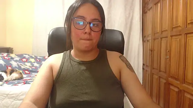 Venus cat  online show from May 30, 1:57 am