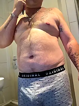 Snapshot of hot-brabo chatting on October 4, 11:08 am hot-brabo online show from October 4, 11:08 am