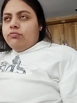 MayaCurvy online show from October 25, 4:09 am