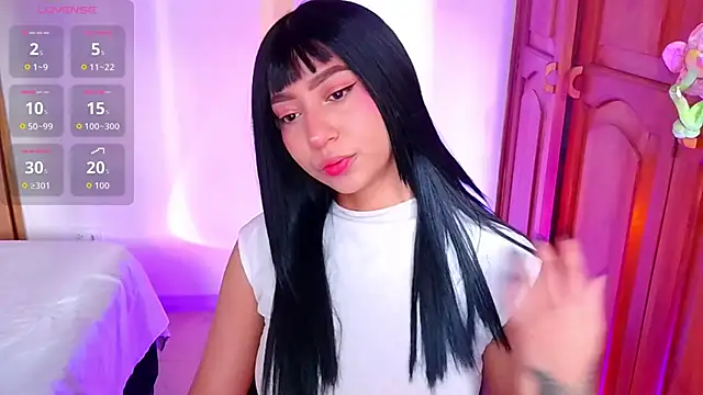 emma web  online show from October 7, 3:09 pm