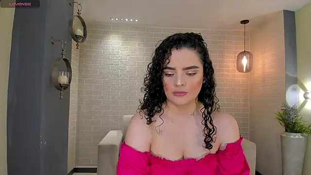 Snapshot of KylieJenkins chatting on November 20, 11:21 am KylieJenkins online show from November 20, 11:21 am