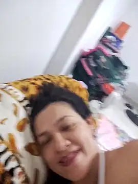 LindaSalo33 online show from November 12, 4:57 am