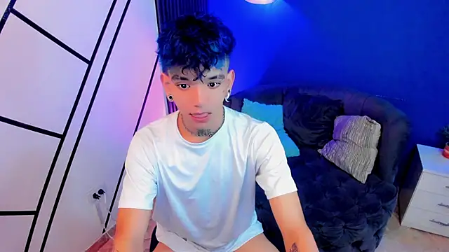 Snapshot of todoroki_g chatting on November 24, 12:27 pm todoroki g online show from November 24, 12:27 pm