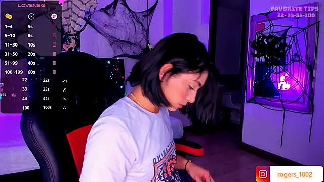 isaa dl online show from October 23, 7:45 pm