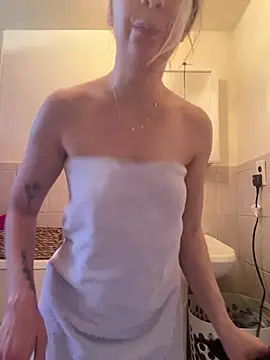 AmberLustXXX online show from April 12, 2:22 pm