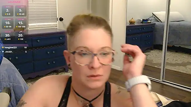 dixie comanche online show from October 1, 3:12 am