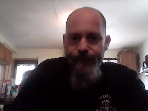 crazyheratic8 online show from March 15, 8:48 pm