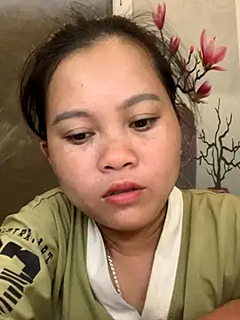 Snapshot of lan-xinh01 chatting on October 9, 5:05 am lan-xinh01 online show from October 9, 5:05 am