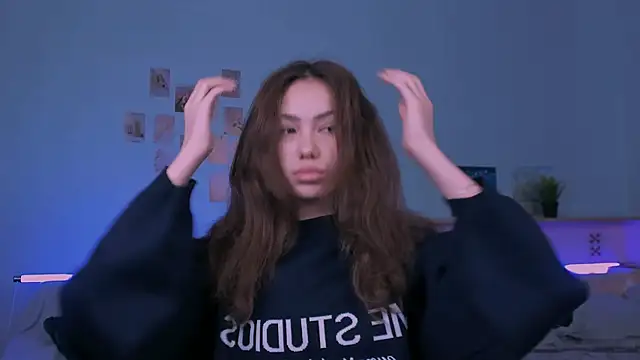 branchwithflowerss online show from November 29, 5:54 am