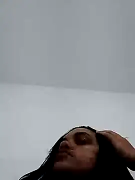 Snapshot of Saradasexy chatting on October 26, 2:12 pm Saradasexy online show from October 26, 2:12 pm