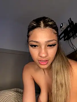 Honeyyyxo online show from November 2, 3:36 pm