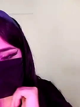 hot inaas online show from November 9, 3:43 pm