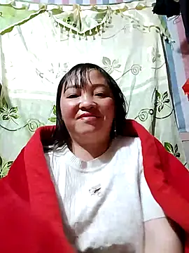 Snapshot of Minkine022 chatting on March 8, 10:24 pm Minkine022 online show from March 8, 10:24 pm