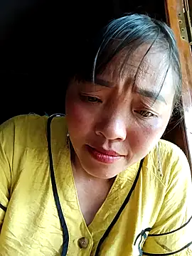 Snapshot of Minkine022 chatting on April 5, 7:27 am Minkine022 online show from April 5, 7:27 am