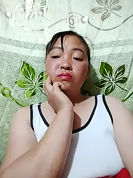 Snapshot of Minkine022 chatting on April 10, 8:24 pm Minkine022 online show from April 10, 8:24 pm