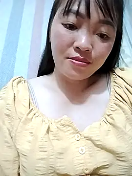 Snapshot of Minkine022 chatting on April 15, 5:42 pm Minkine022 online show from April 15, 5:42 pm