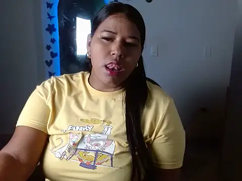 Ebony luna online show from March 10, 7:30 pm