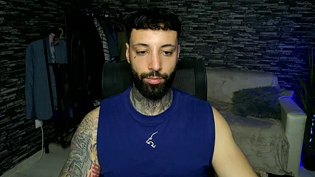 MasculineGuy99 online show from May 16, 7:45 pm