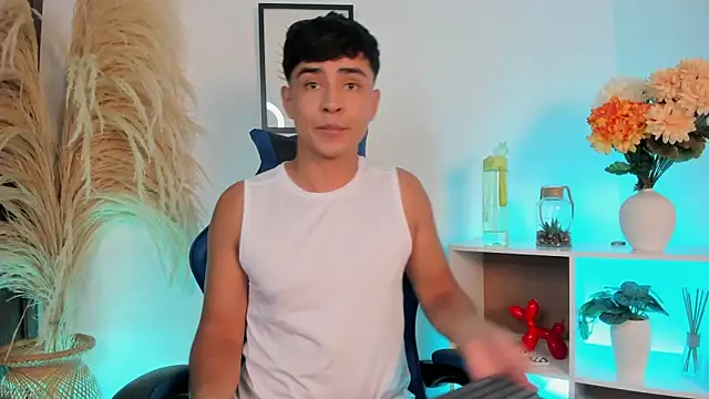 Thiago Connor21 online show from May 23, 12:05 am
