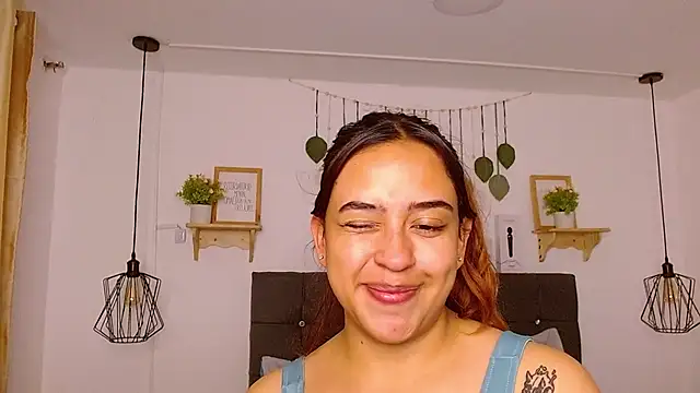 Snapshot of Cataleya_Kudo chatting on October 22, 7:13 pm Cataleya Kudo online show from October 22, 7:13 pm